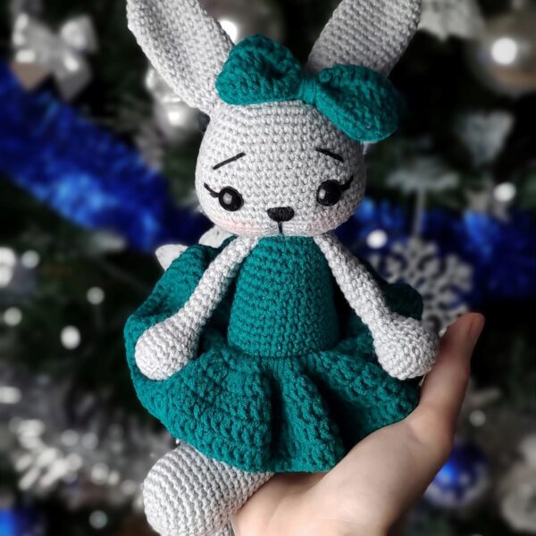 Króliczek na szydełku - Bunia (zielona)