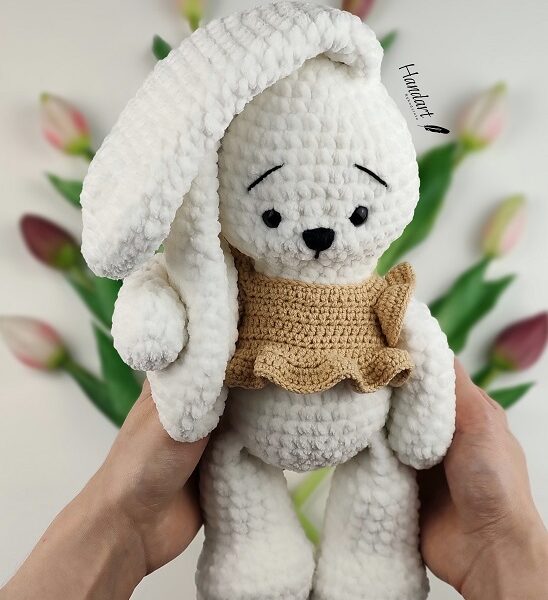 Króliczek z szalikiem - Tusia (kremowa)